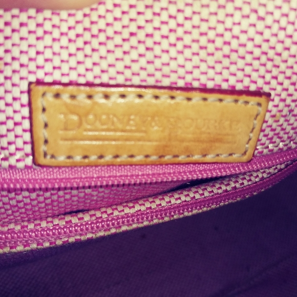 Dooney and bourke purse - Picture 5 of 6